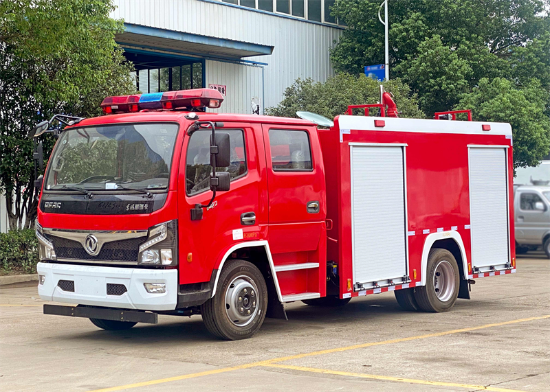 遼陽市干粉水聯(lián)用消防車生產(chǎn)廠家地址
