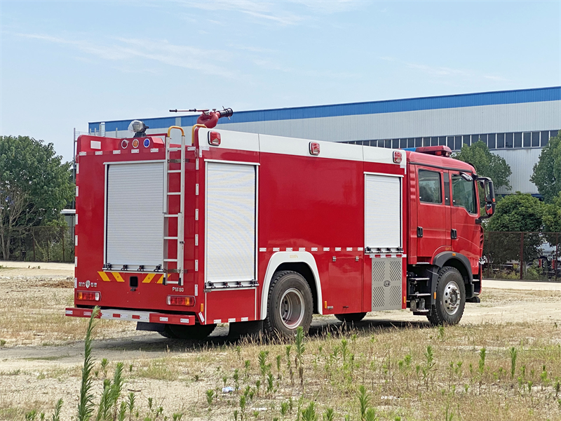 單排兩座消防車：滿足緊湊空間需求的理想選擇
